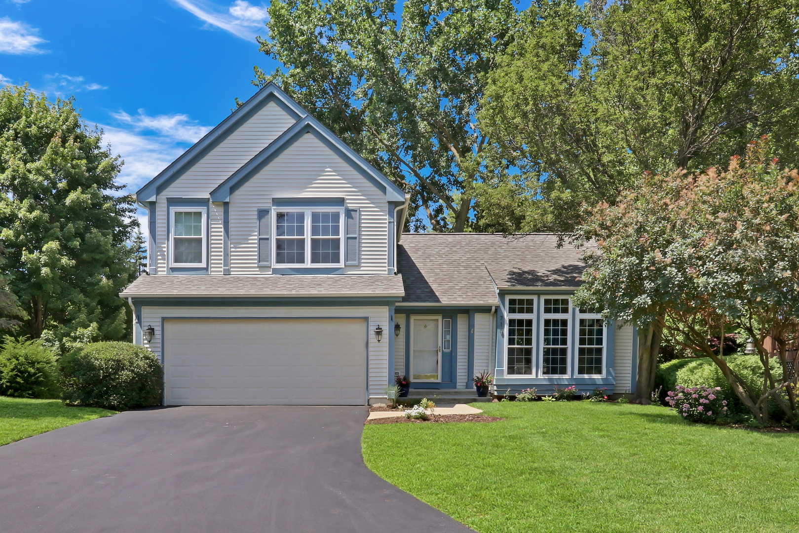 716 Darnell Lane, Gurnee, IL 60031