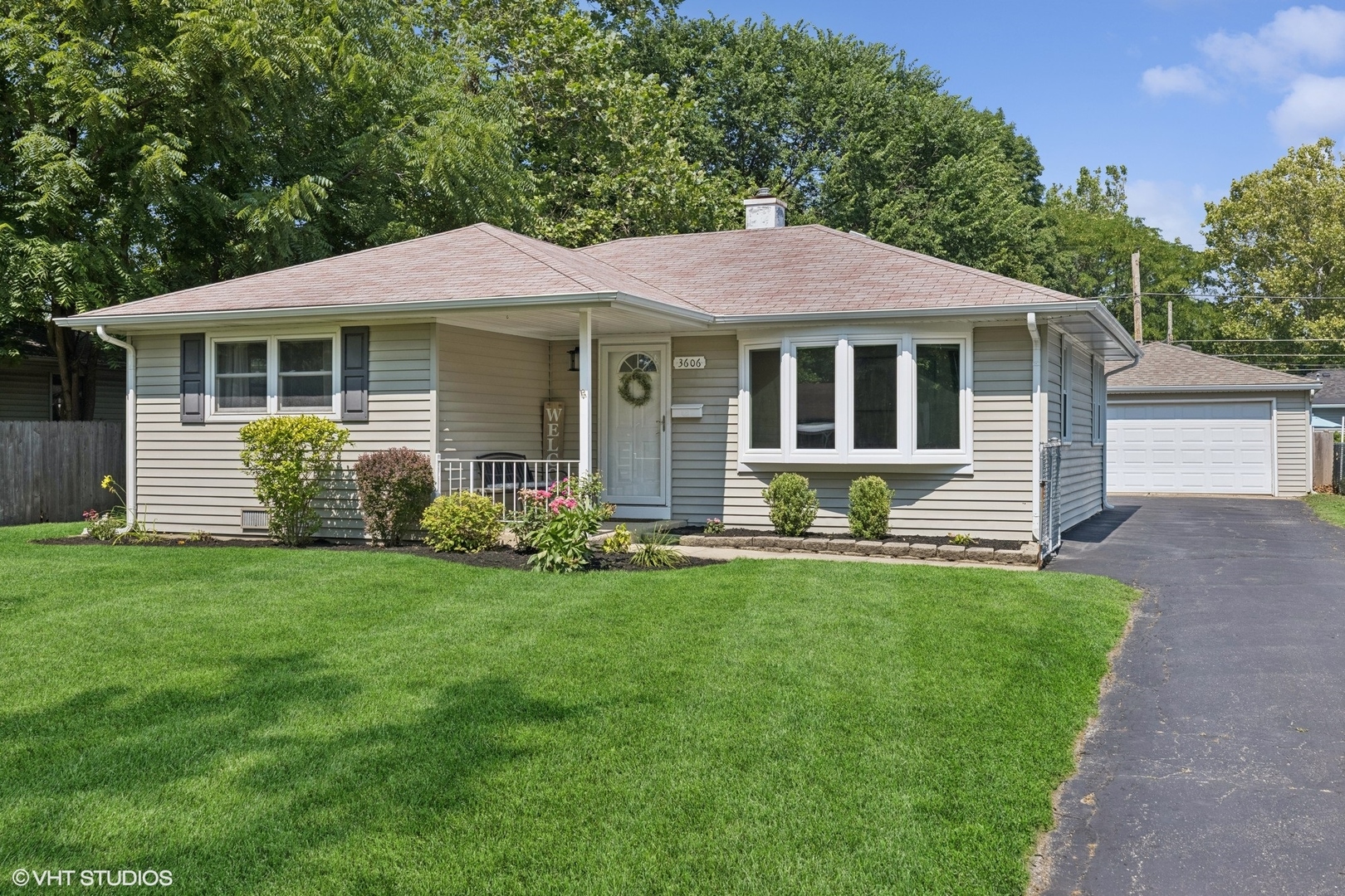 3606 MEADOW Drive, Rolling Meadows, IL 60008