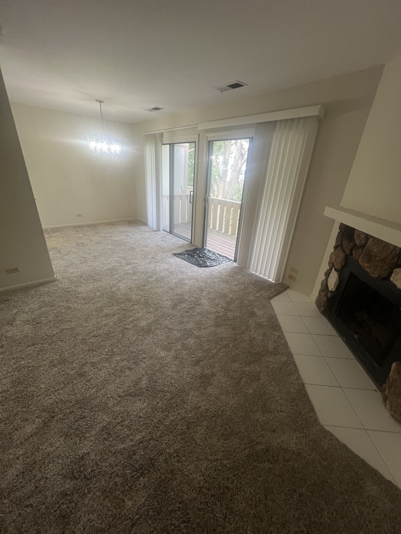 584 Williamsburg Court #C2, Wheeling, IL 60090