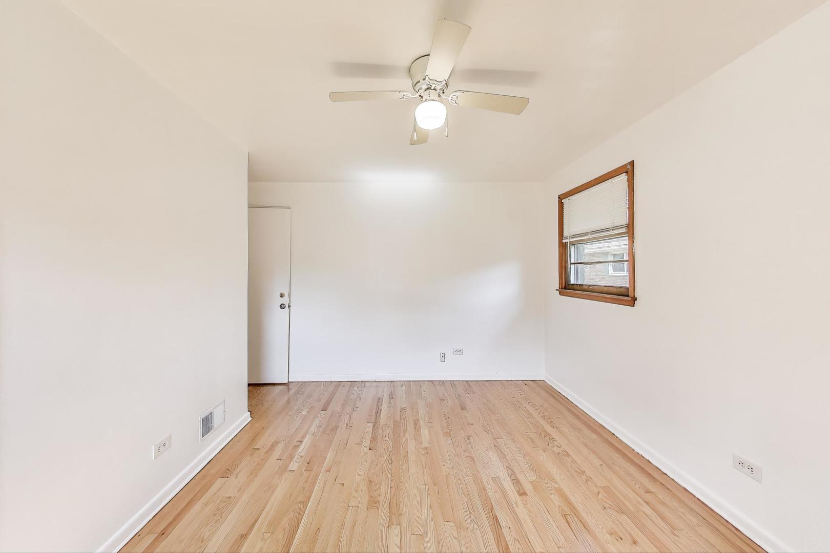 2113 Walnut Street, Waukegan, IL 60087