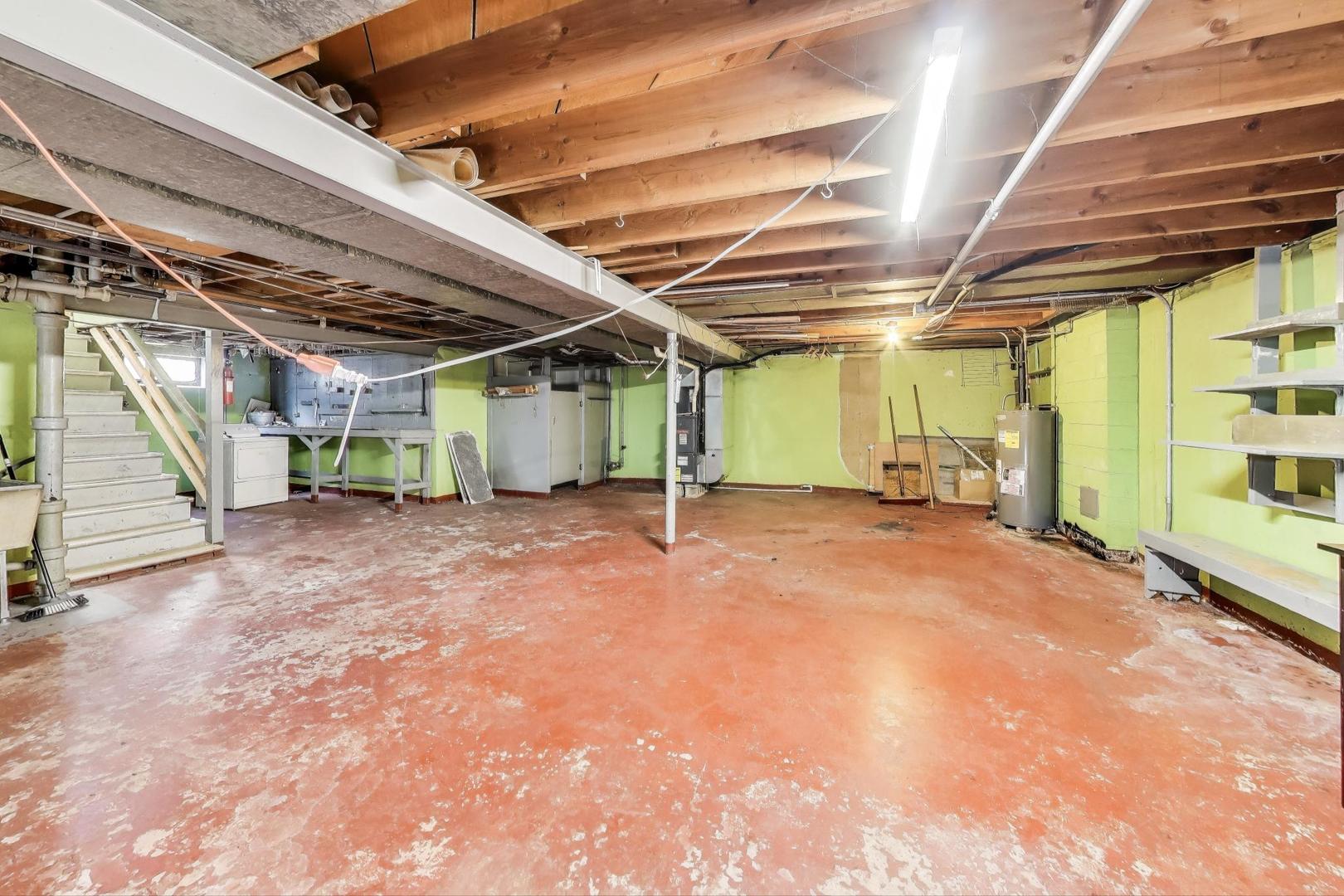 2113 Walnut Street, Waukegan, IL 60087