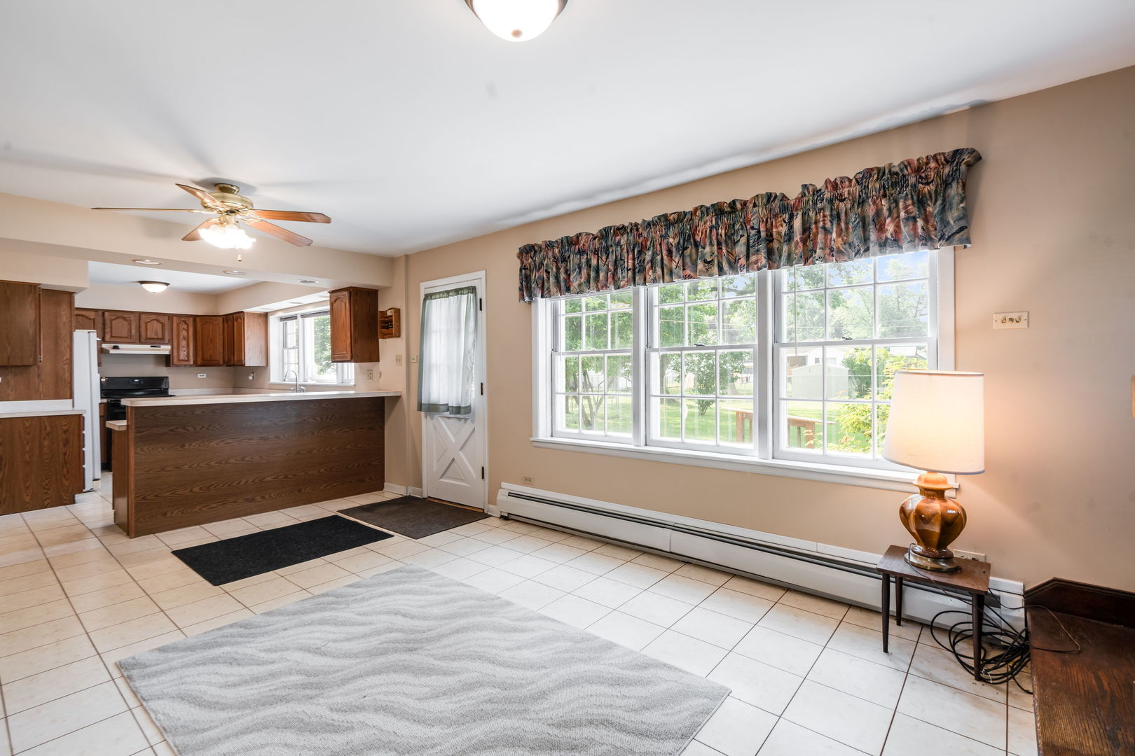 5113 W 79th Place, Burbank, IL 60459