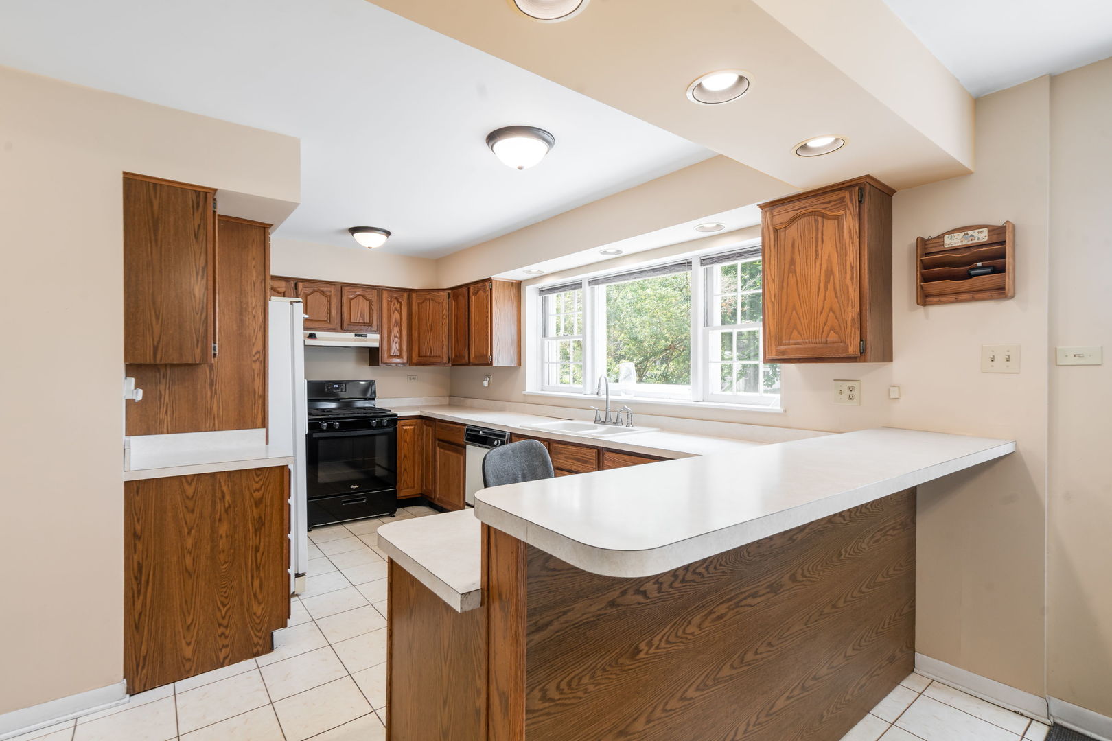 5113 W 79th Place, Burbank, IL 60459