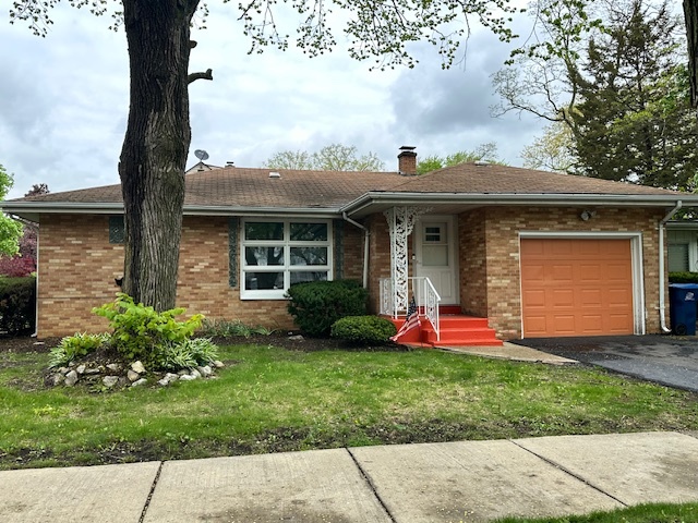 2010 W Monroe Street, Waukegan, IL 60085