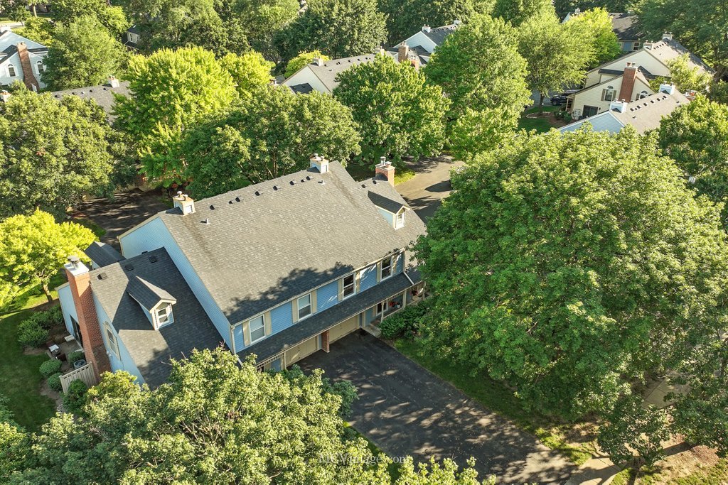 1404 Queensgreen Circle #1404, Naperville, IL 60563