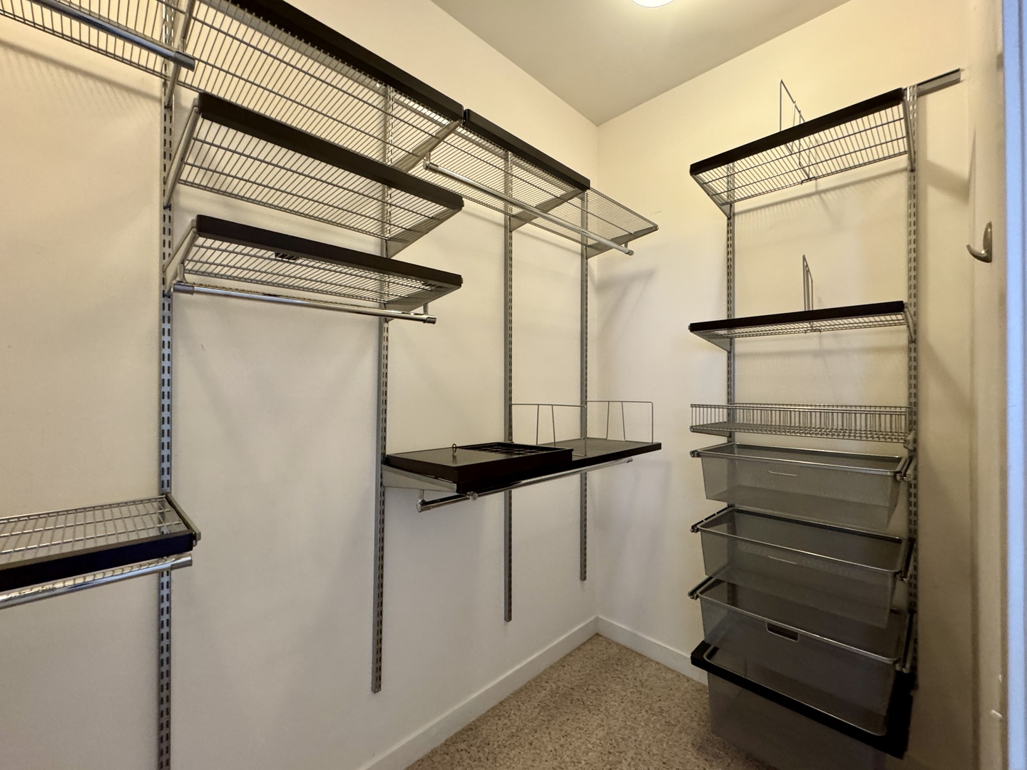 311 N Union Avenue #B, Chicago, IL 60661