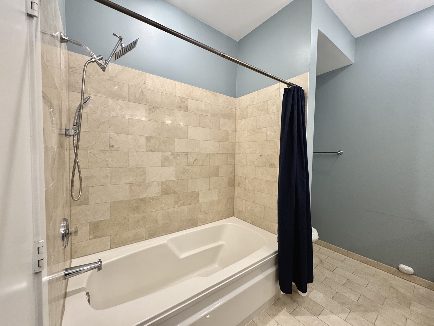 311 N Union Avenue #B, Chicago, IL 60661