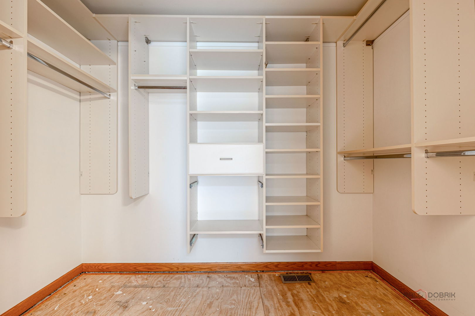 908 Amber Lane, Lake Villa, IL 60046