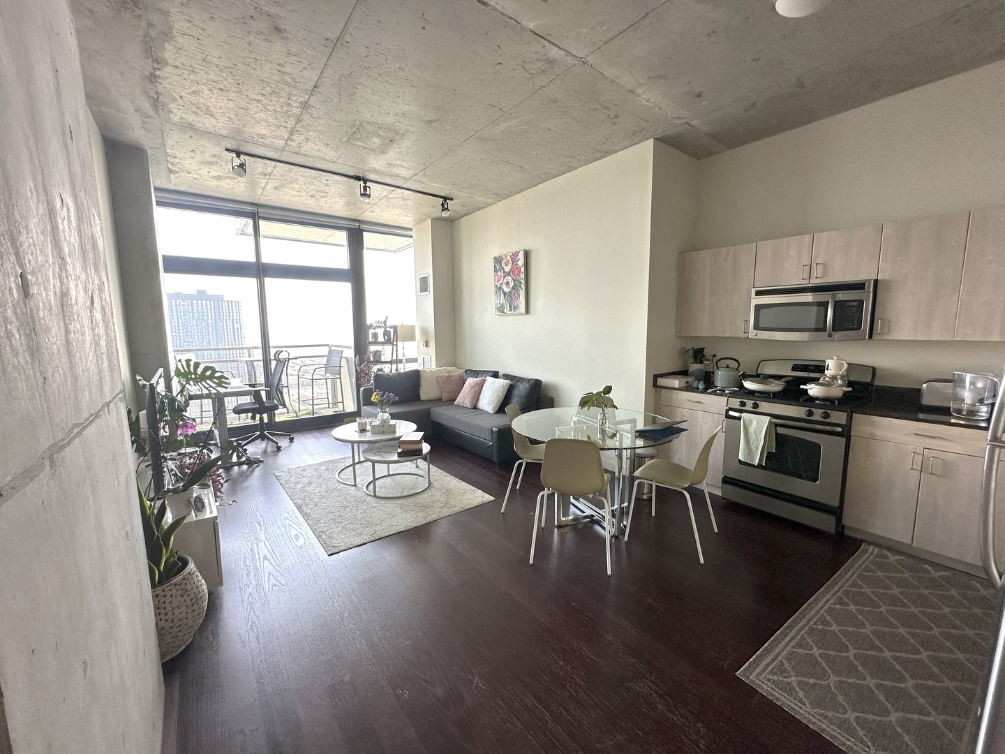 Chicago, IL 60607