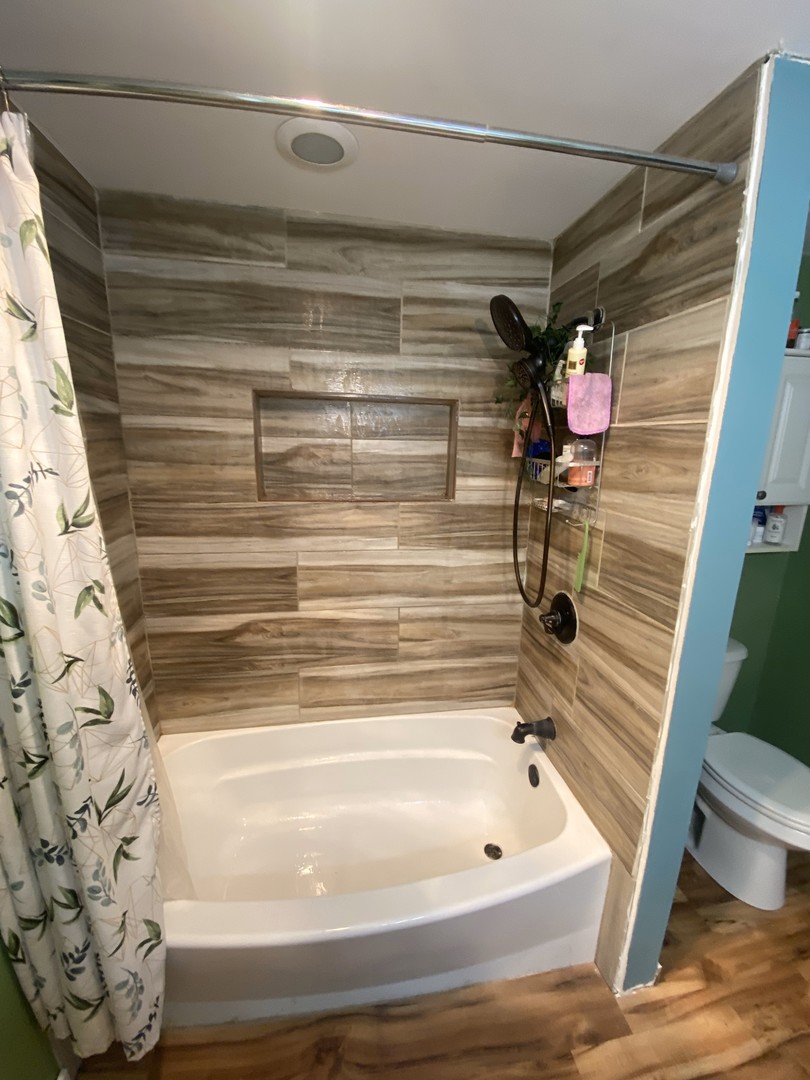 18020 RIDGELAND Avenue, Lansing, IL 60438