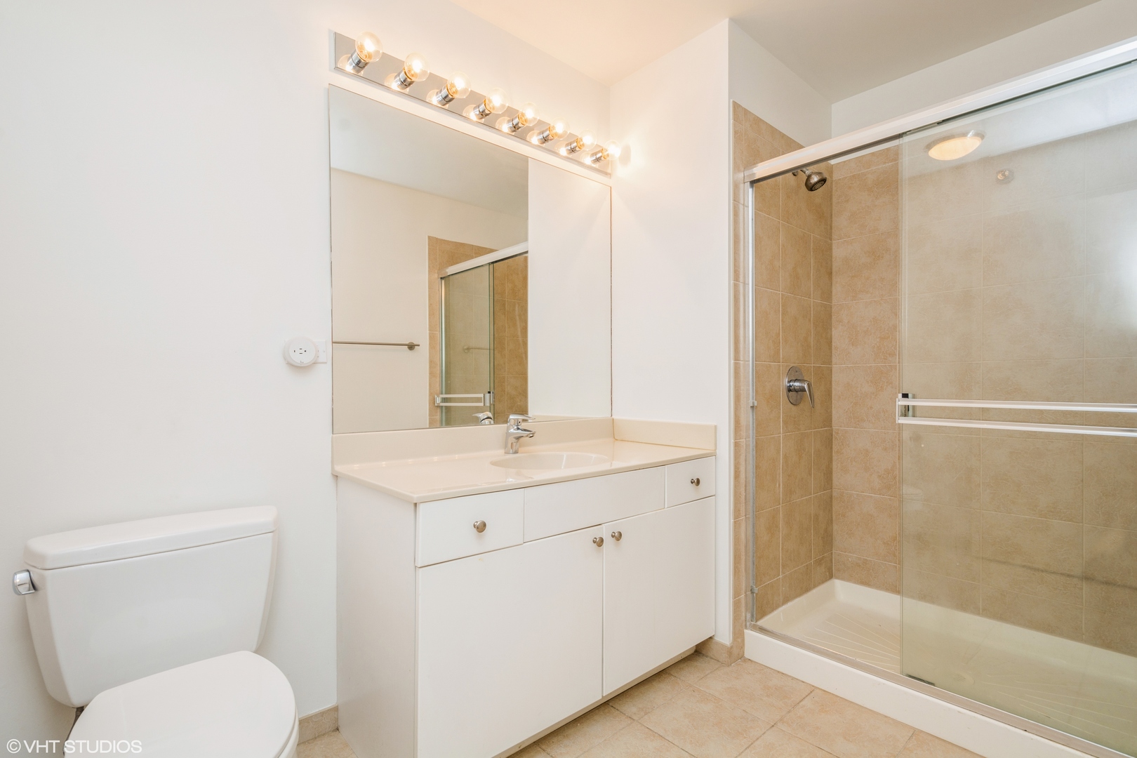 235 W Van Buren Street #2403, Chicago, IL 60607