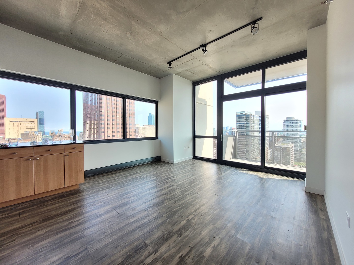 235 W Van Buren Street #2403, Chicago, IL 60607