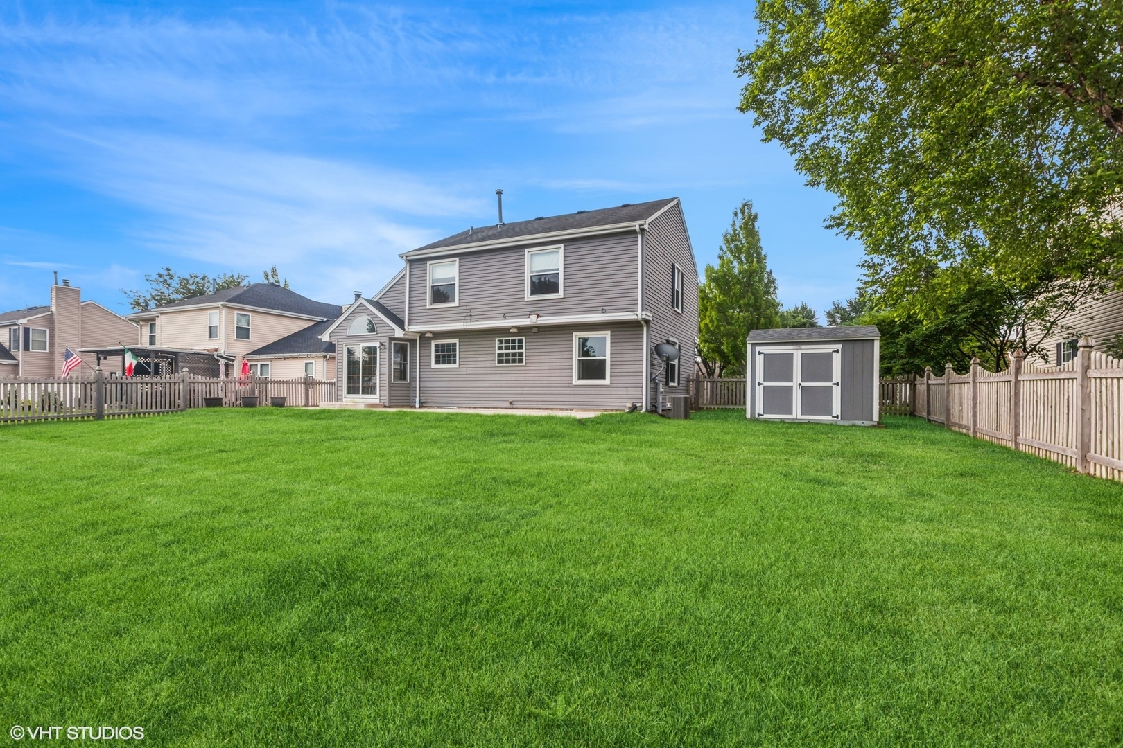 1345 Rose Avenue, Carol Stream, IL 60188
