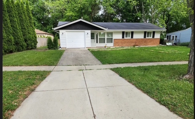 1707 Winthrop Lane, Schaumburg, IL 60193