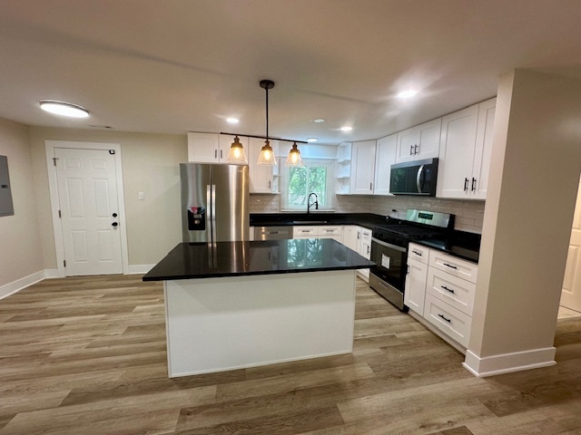 1707 Winthrop Lane, Schaumburg, IL 60193