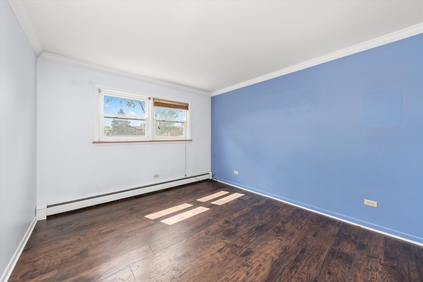 5629 6th Avenue #2A, Countryside, IL 60525