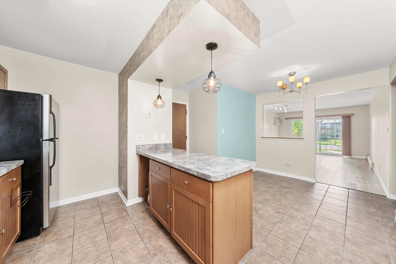 5629 6th Avenue #2A, Countryside, IL 60525