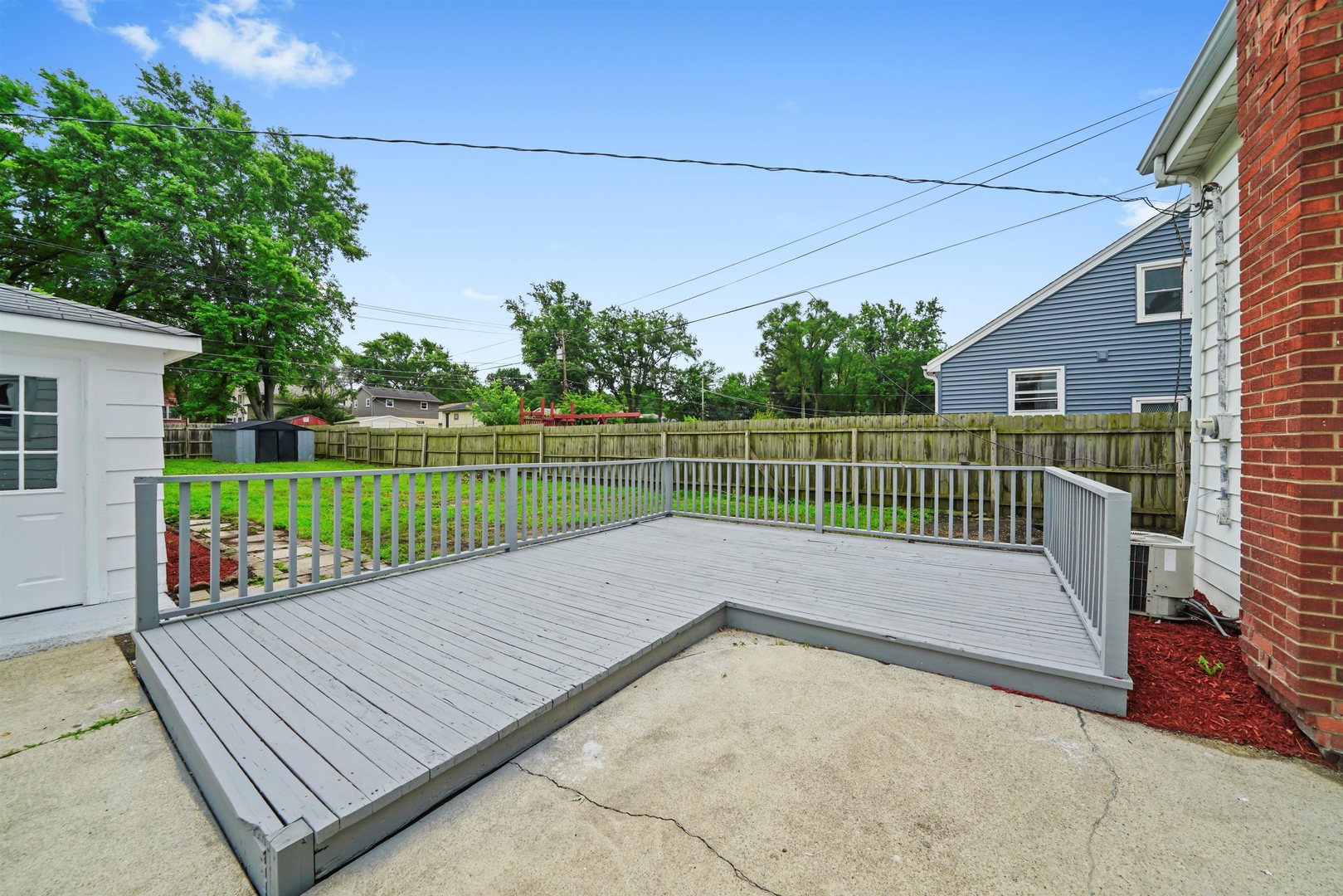 221 S Park Boulevard, Glen Ellyn, IL 60137