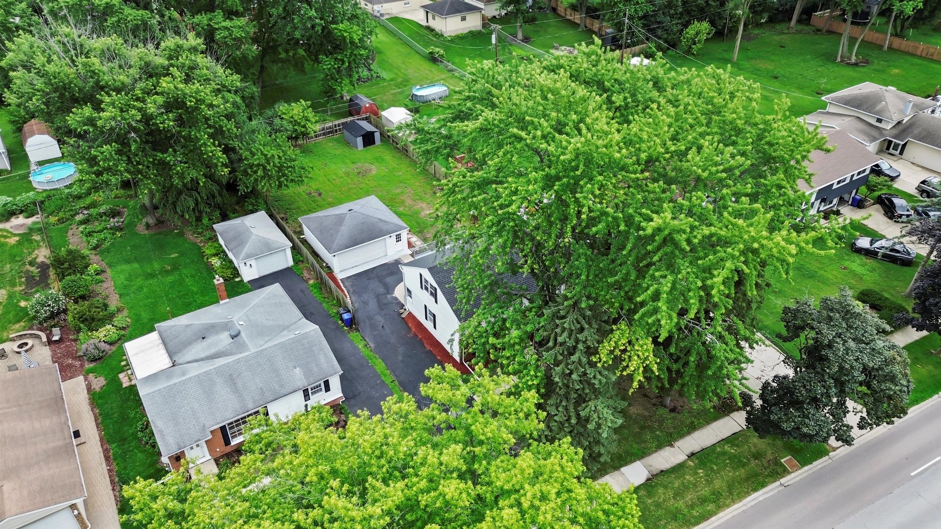 221 S Park Boulevard, Glen Ellyn, IL 60137