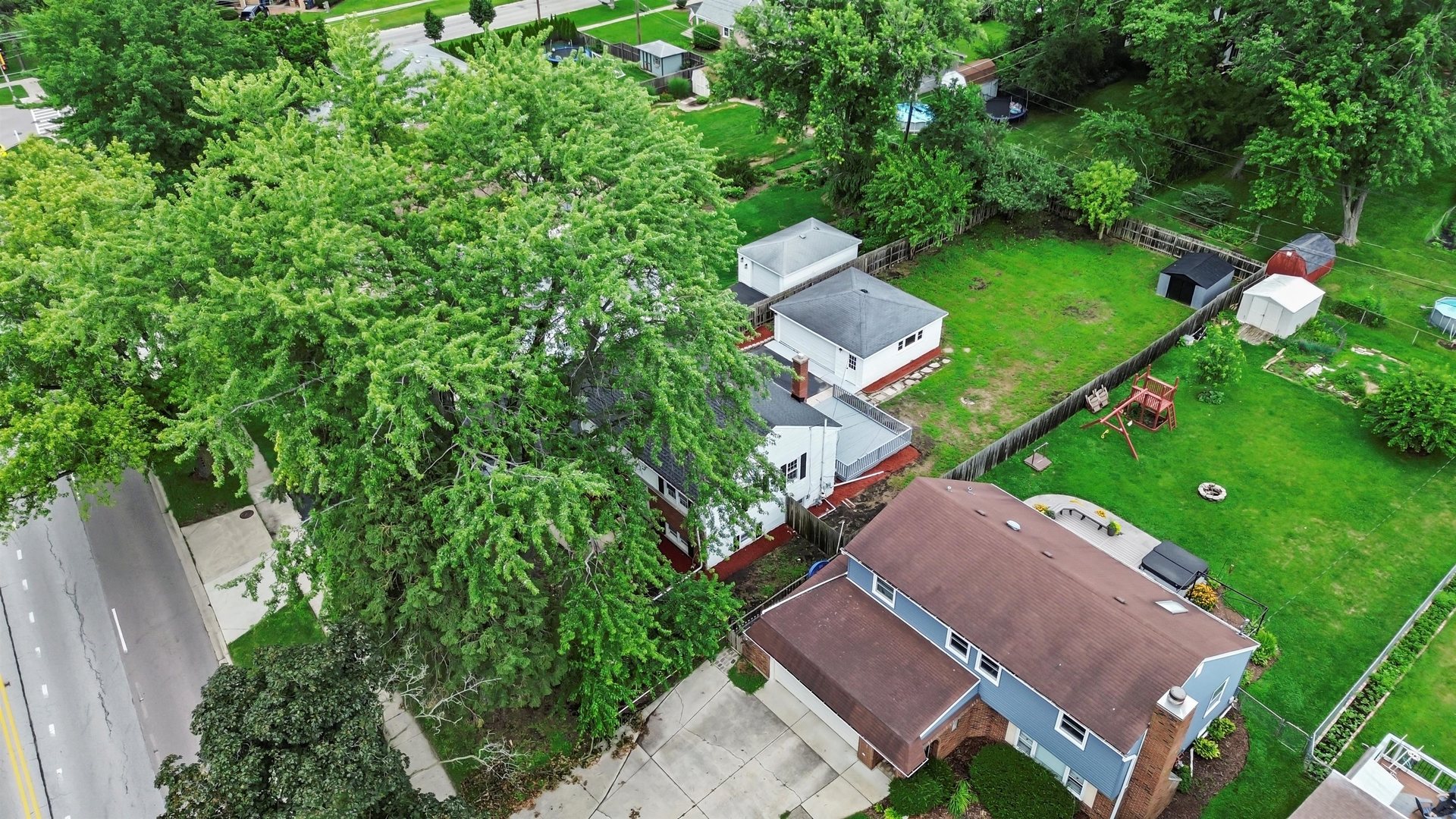 221 S Park Boulevard, Glen Ellyn, IL 60137