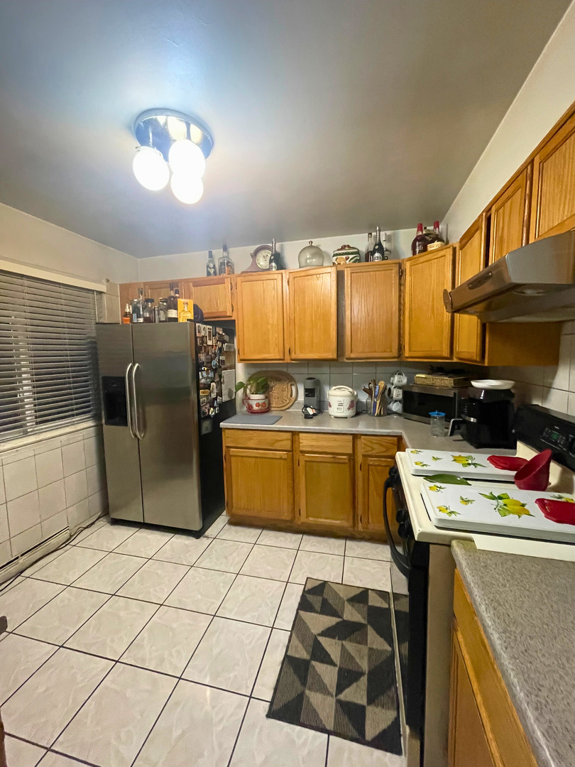 9024 Skokie Boulevard #C, Skokie, IL 60077