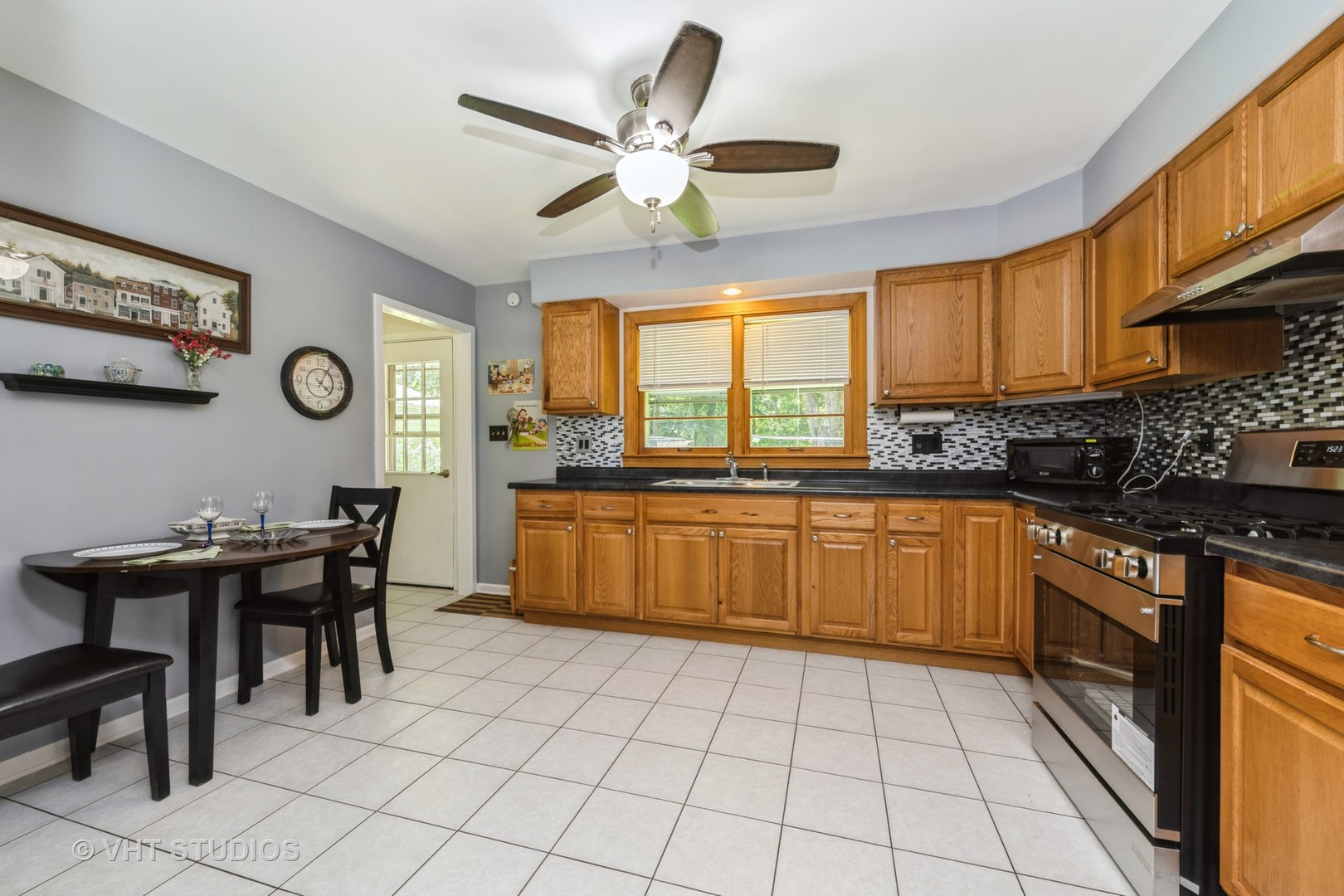 5803 Meadow Hill Lane, McHenry, IL 60050
