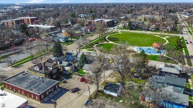 411 W Galena Boulevard, Aurora, IL 60506