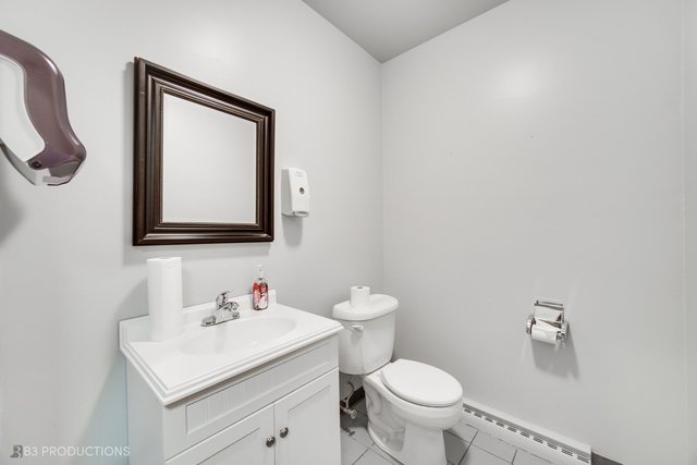 411 W Galena Boulevard, Aurora, IL 60506