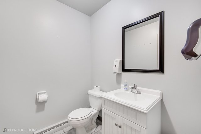 411 W Galena Boulevard, Aurora, IL 60506