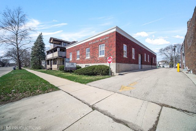 411 W Galena Boulevard, Aurora, IL 60506
