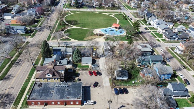 411 W Galena Boulevard, Aurora, IL 60506