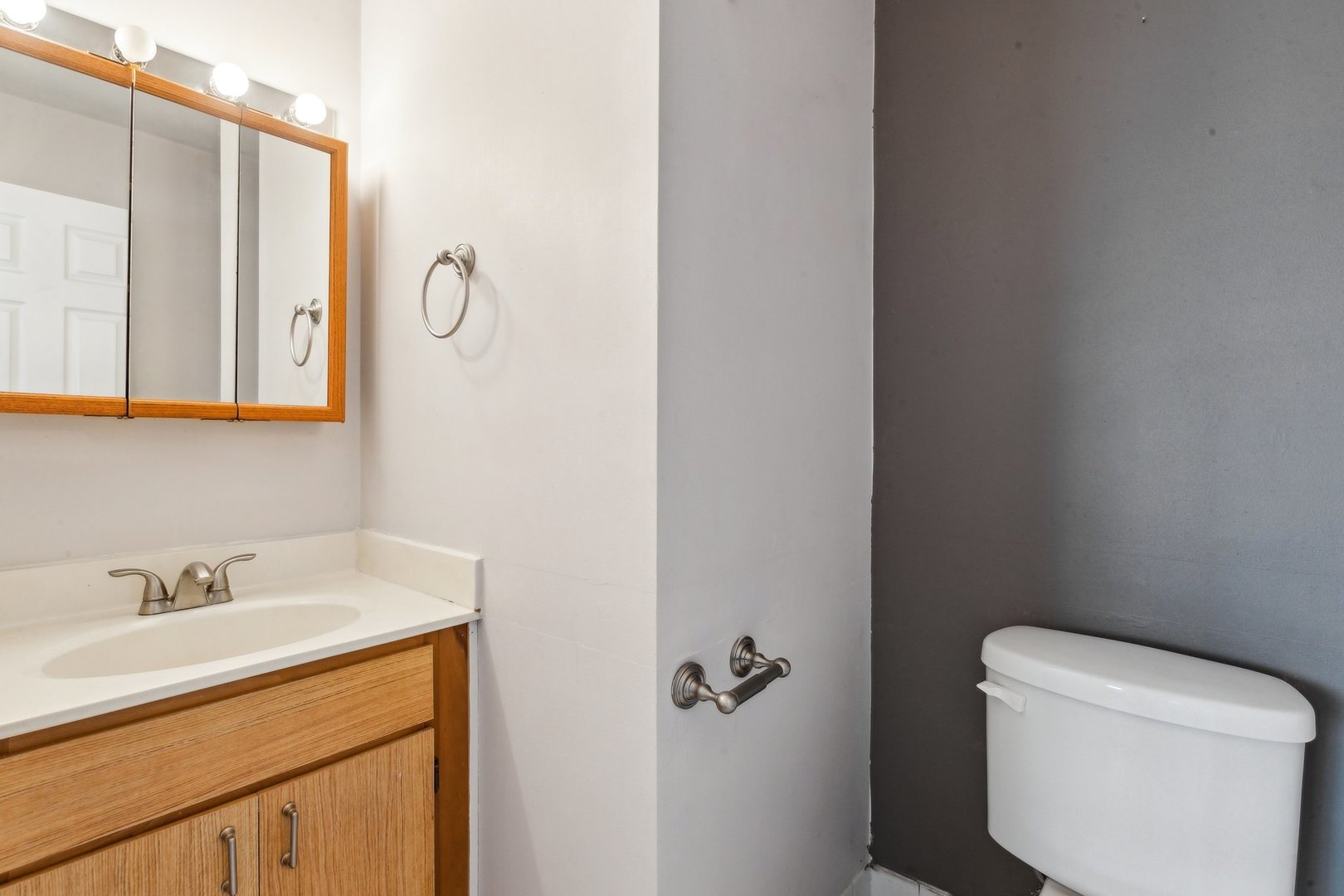 501 Mchenry Road #3B, Wheeling, IL 60090