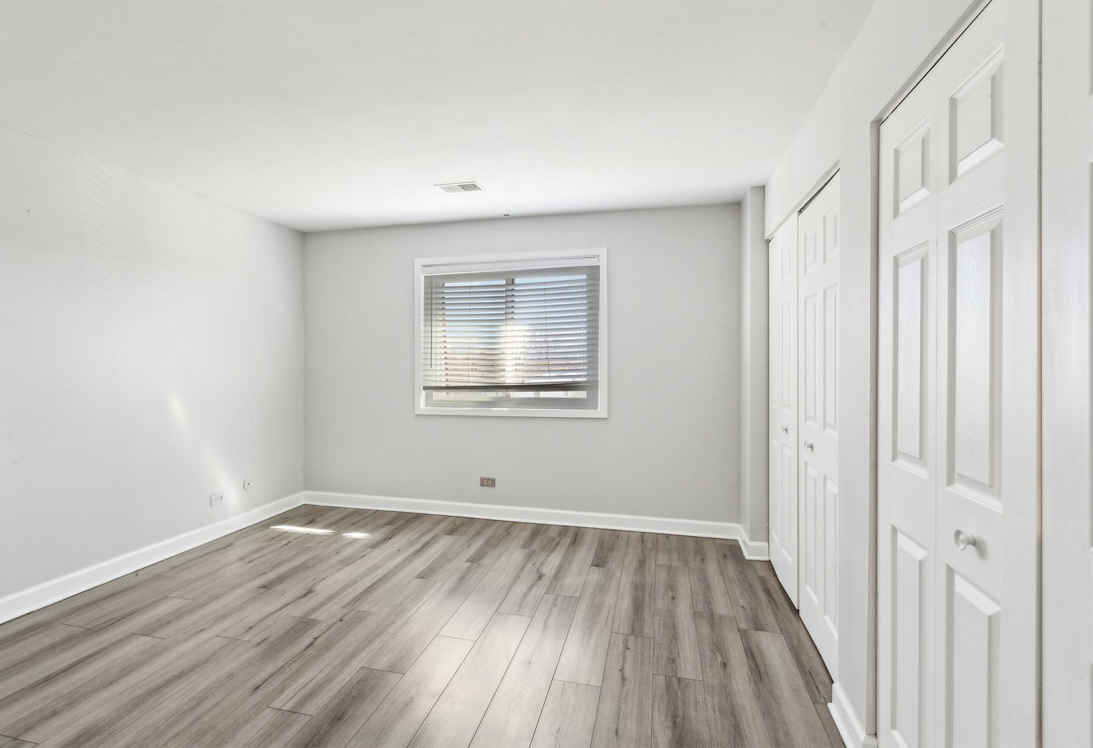 501 Mchenry Road #3B, Wheeling, IL 60090