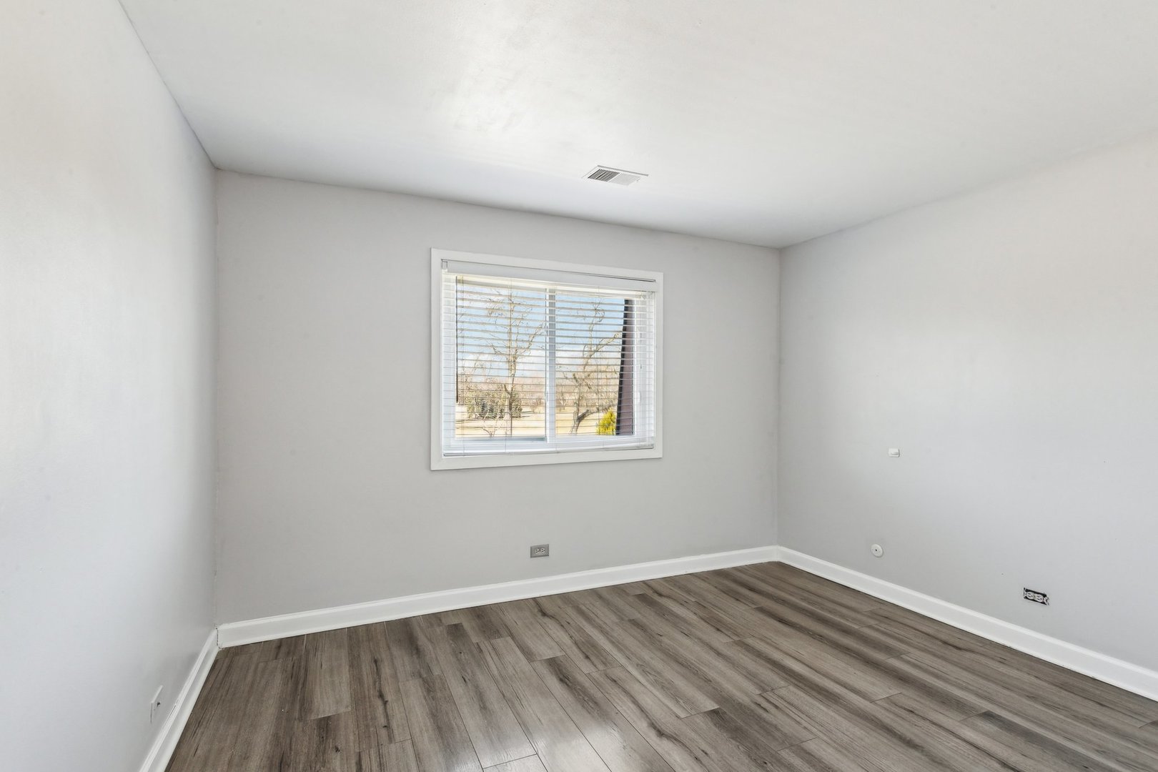 501 Mchenry Road #3B, Wheeling, IL 60090