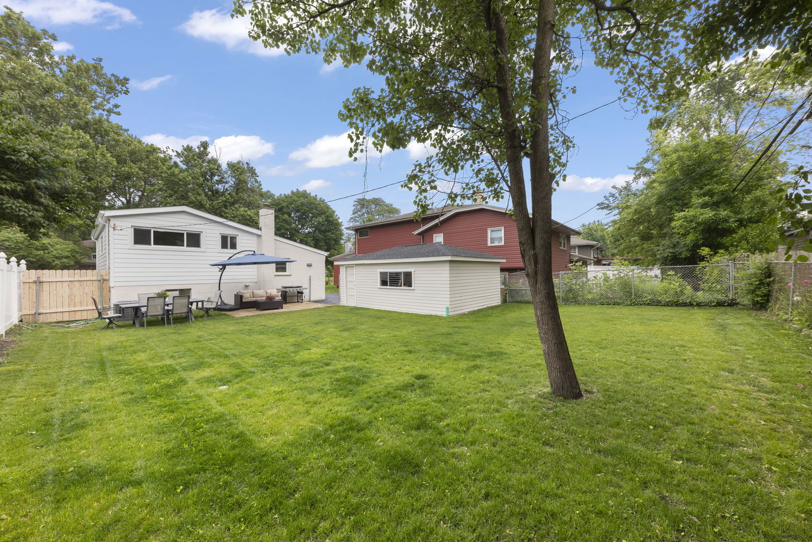 5244 Benton Avenue, Downers Grove, IL 60515