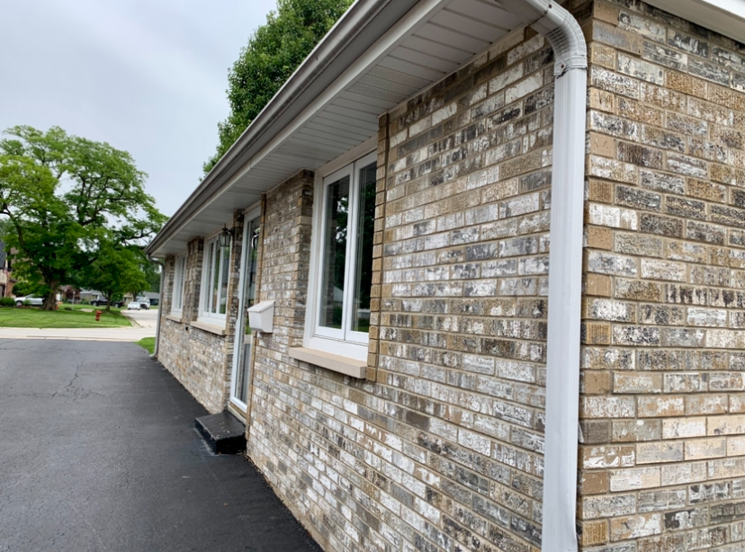 5121 W 101st Street, Oak Lawn, IL 60453