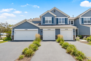 2370 Overlook Court #2370, Naperville, IL 60563