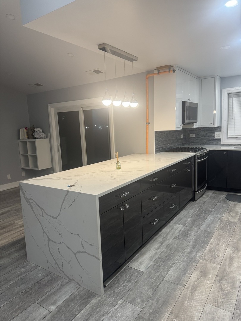 10268 Southwest Highway #3C, Chicago Ridge, IL 60415