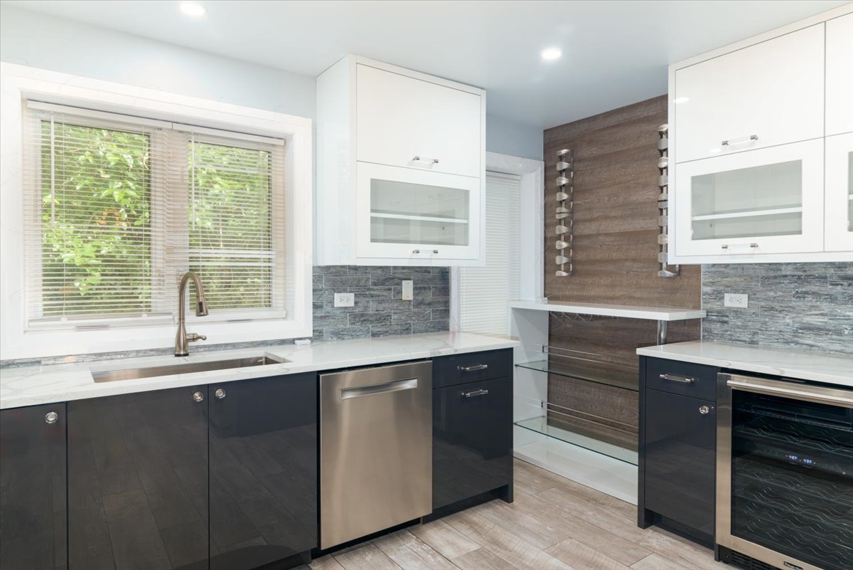 10268 Southwest Highway #3C, Chicago Ridge, IL 60415