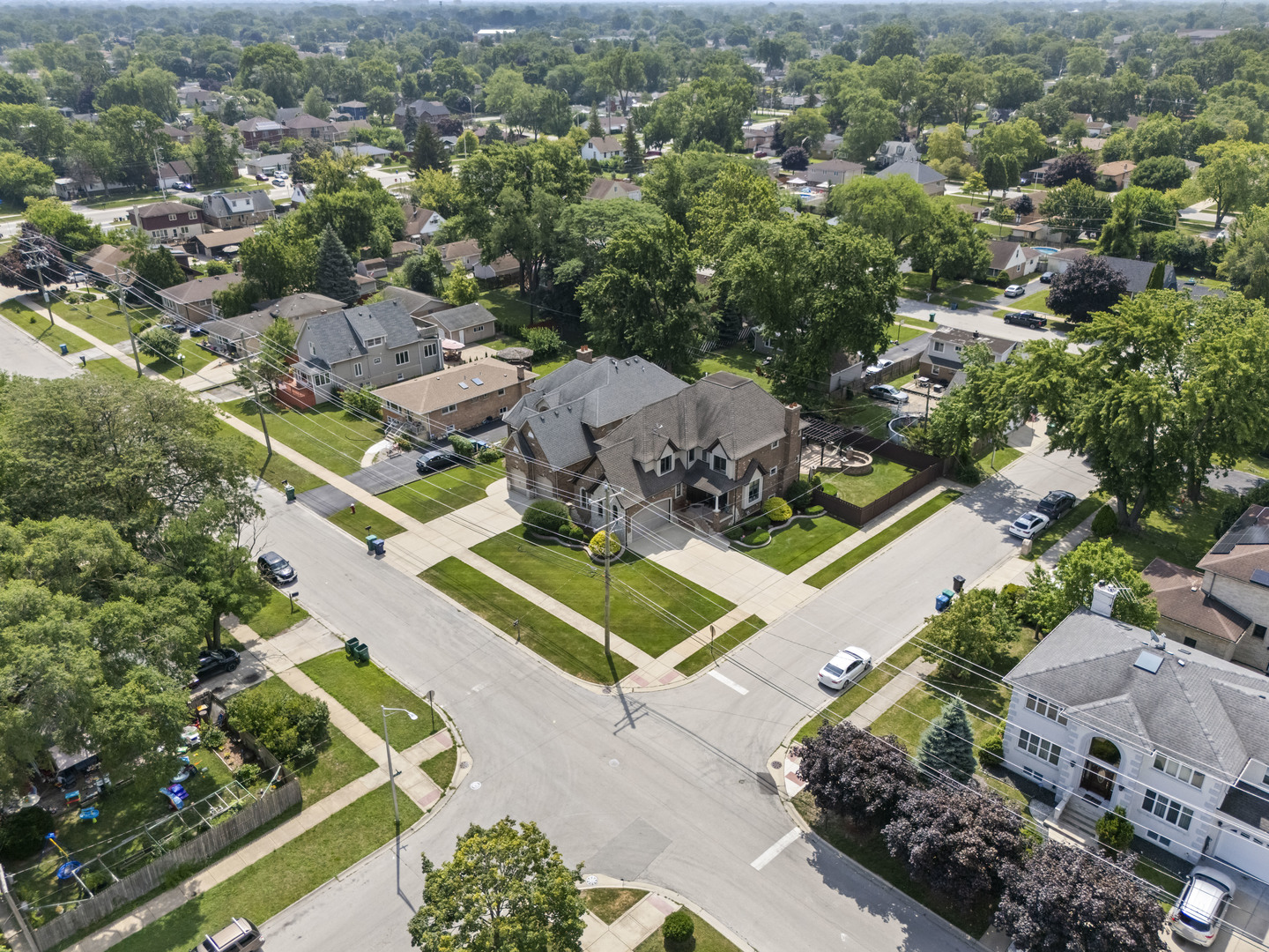 6453 W 81st Street, Burbank, IL 60459