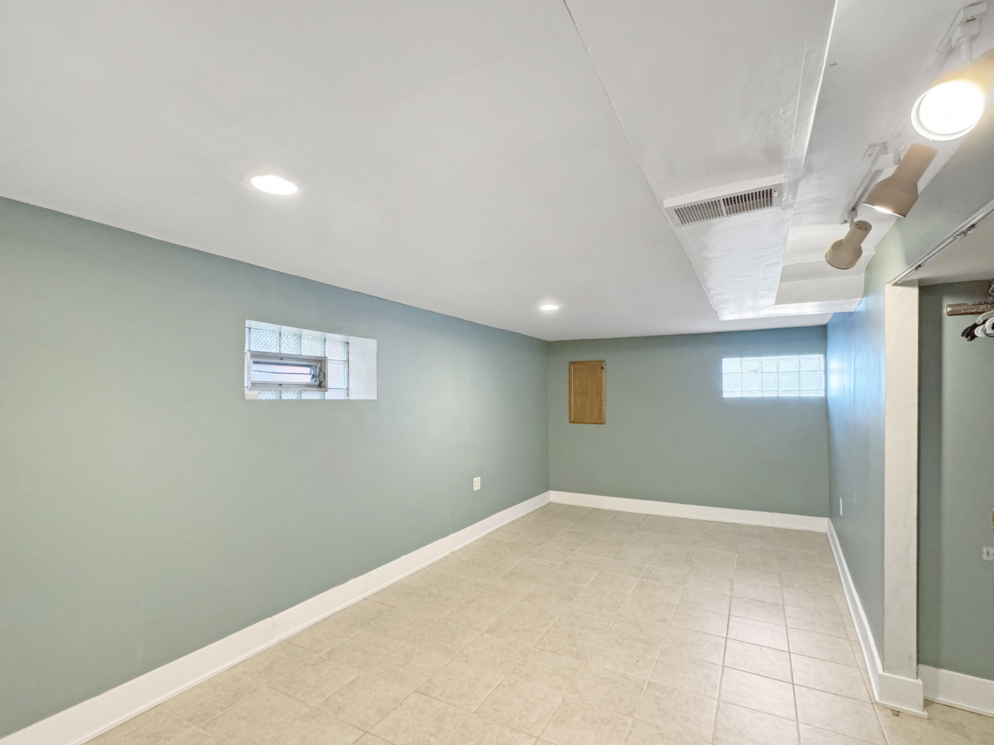 608 W 107th Street, Chicago, IL 60628