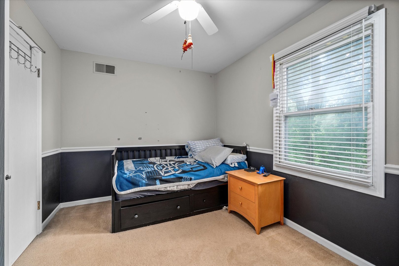 219 Winslow Court, Naperville, IL 60565