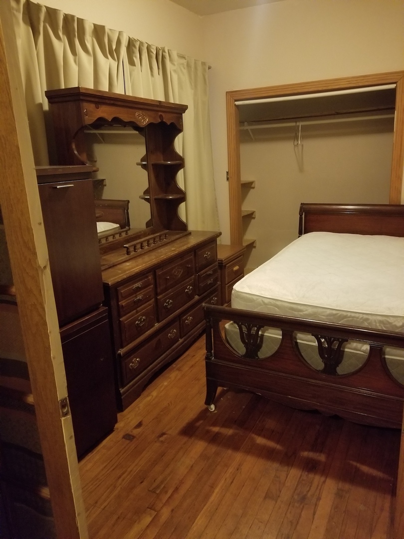 5514 S Winchester Avenue, Chicago, IL 60636