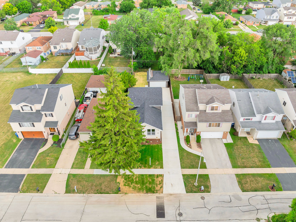 3008 141st Street, Blue Island, IL 60406