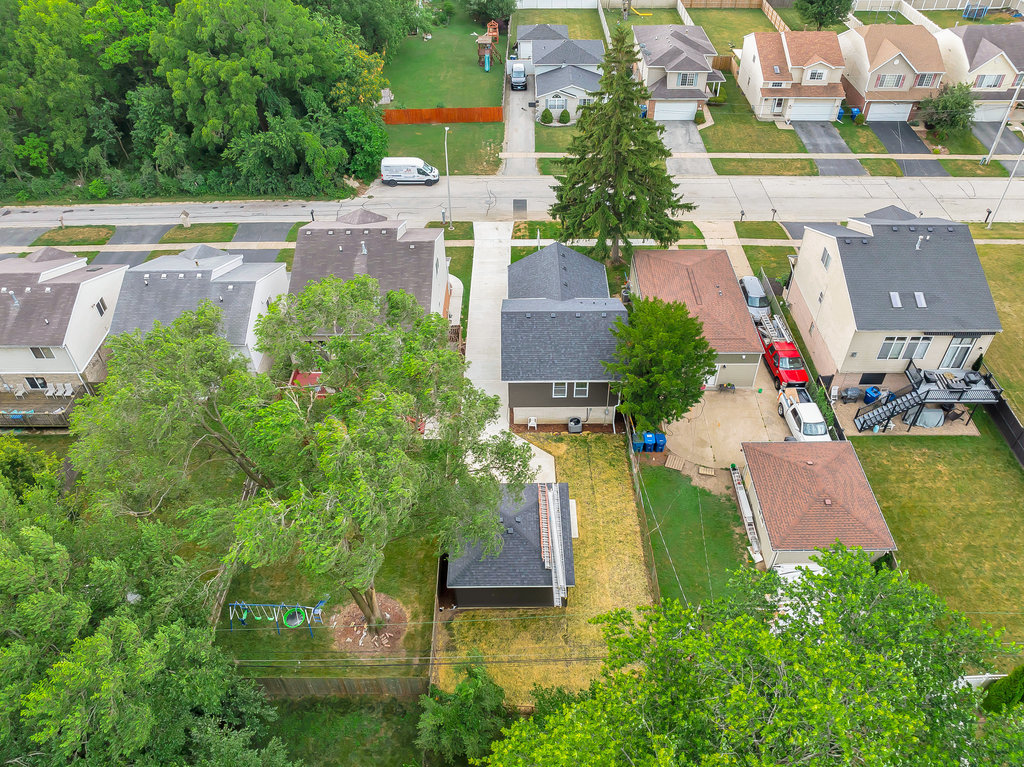 3008 141st Street, Blue Island, IL 60406
