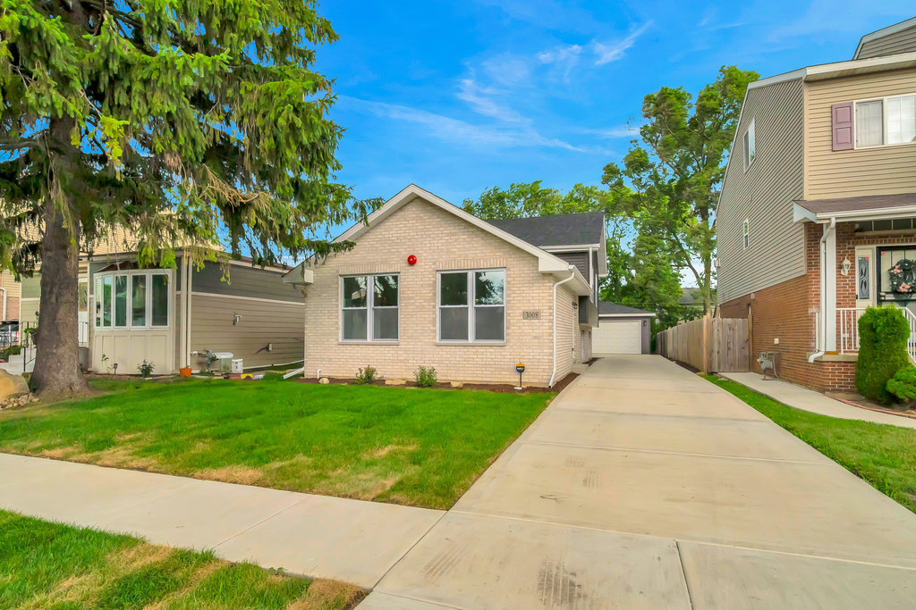 3008 141st Street, Blue Island, IL 60406