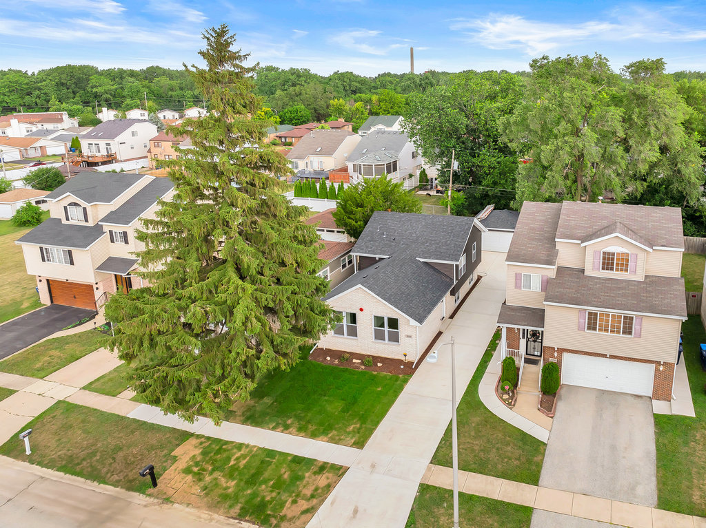 3008 141st Street, Blue Island, IL 60406