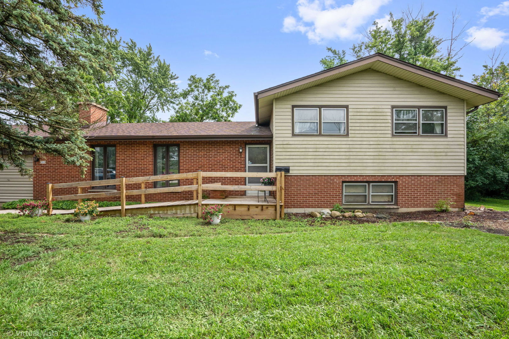 2845 87th Street, Darien, IL 60561