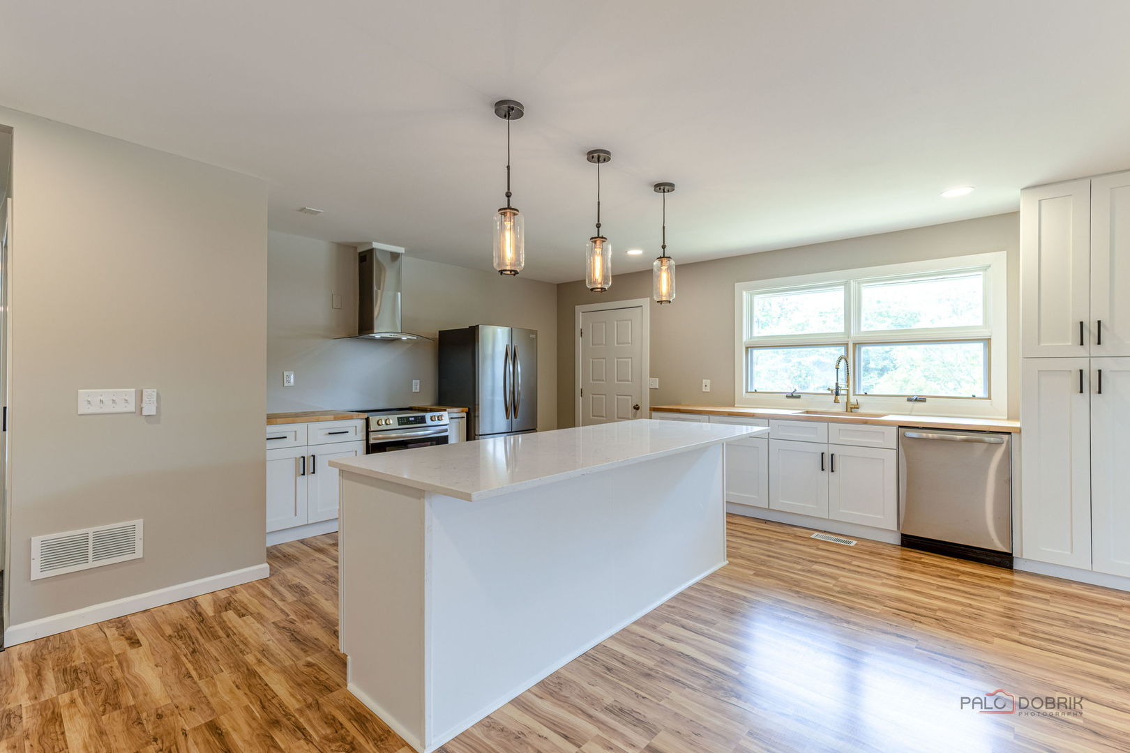 25610 S Parkside Drive, Channahon, IL 60410