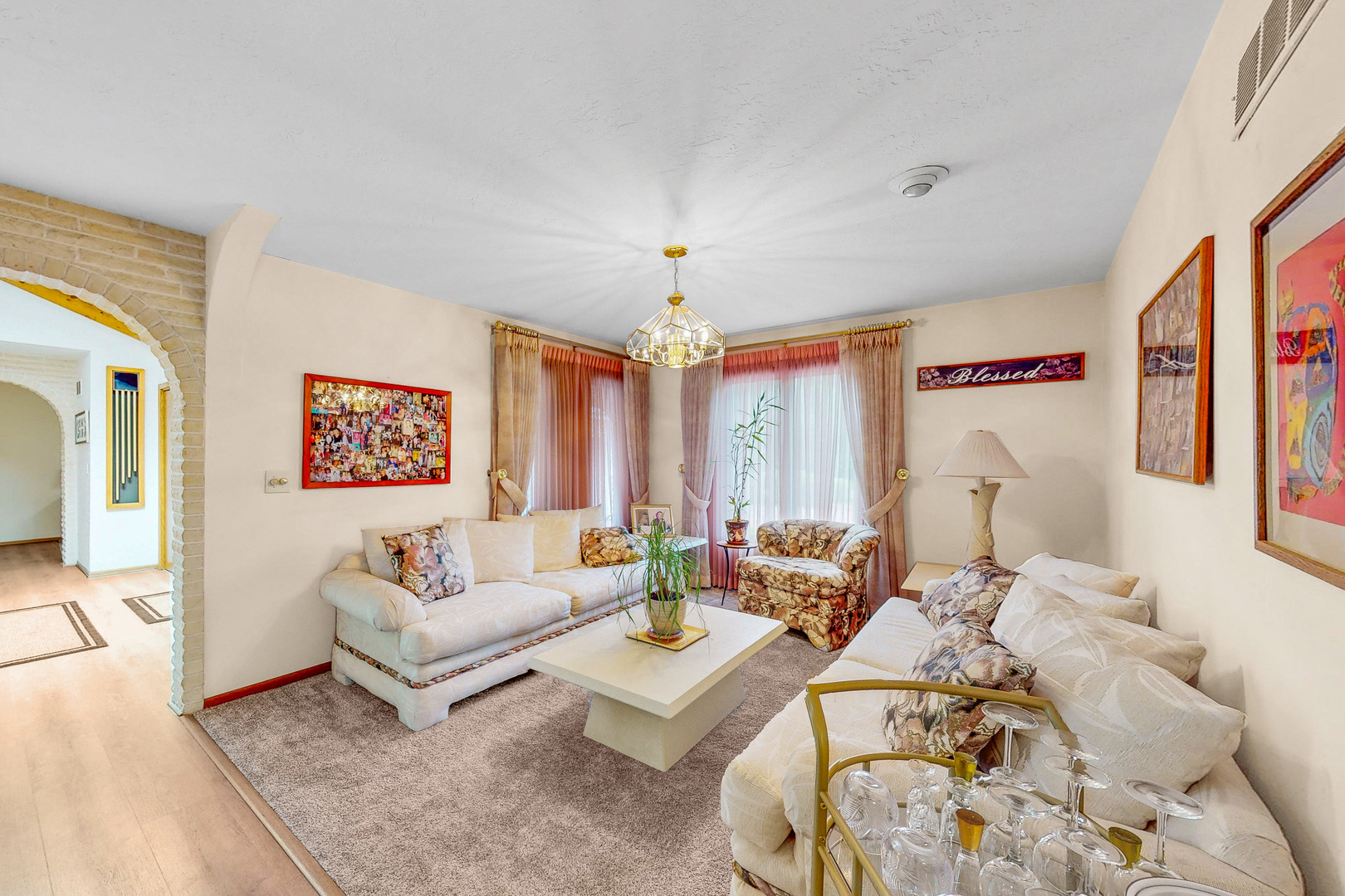 476 Hiawatha Trail, Wood Dale, IL 60191
